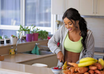 12 Genius Kitchen Hacks to Cook Faster and Smarter