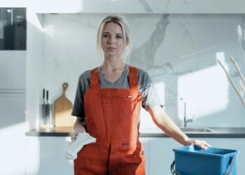 Simple Cleaning Hacks for People Who Hate Cleaning